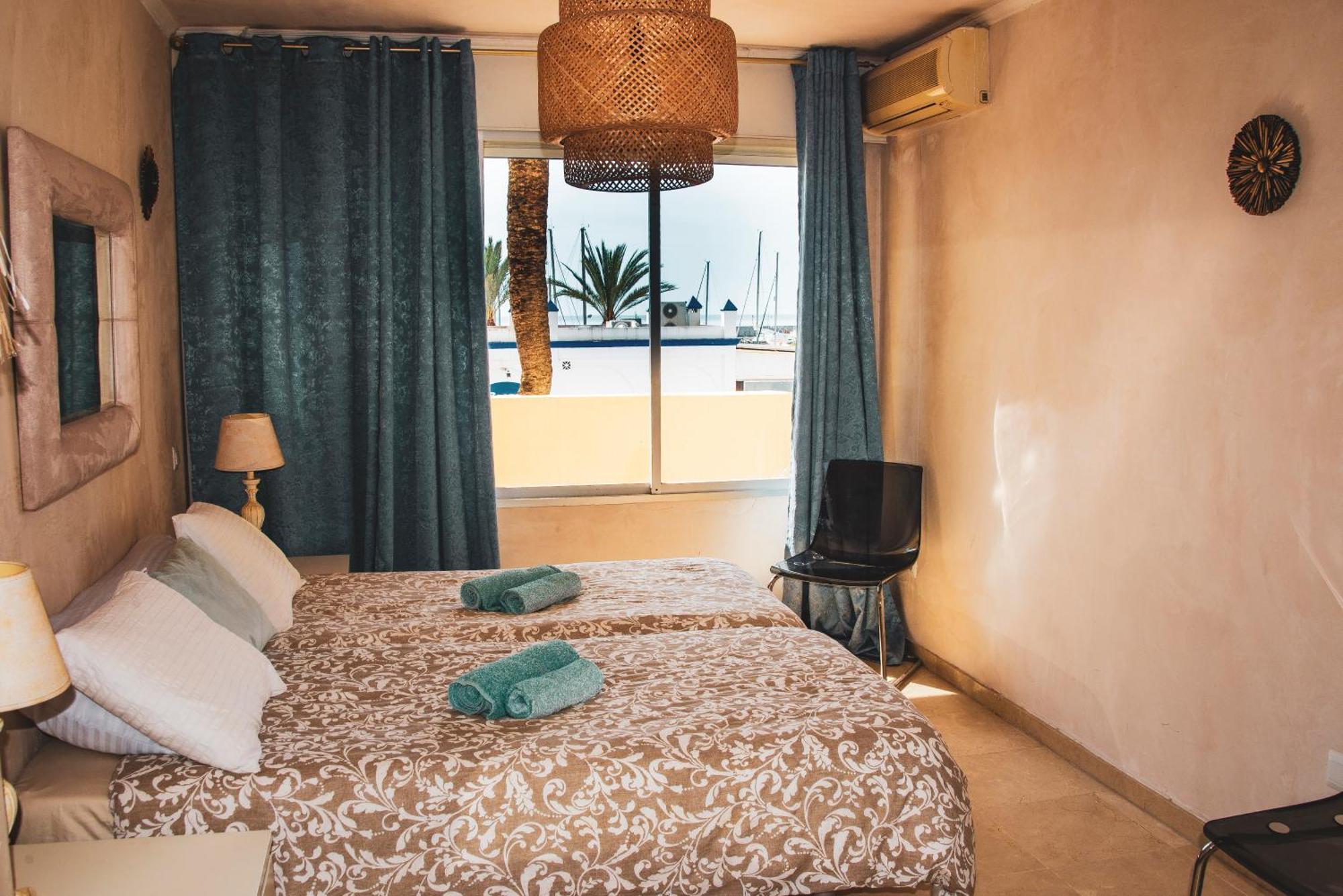 Appartement Palmeras Puerto Paraiso 에스테포나 외부 사진